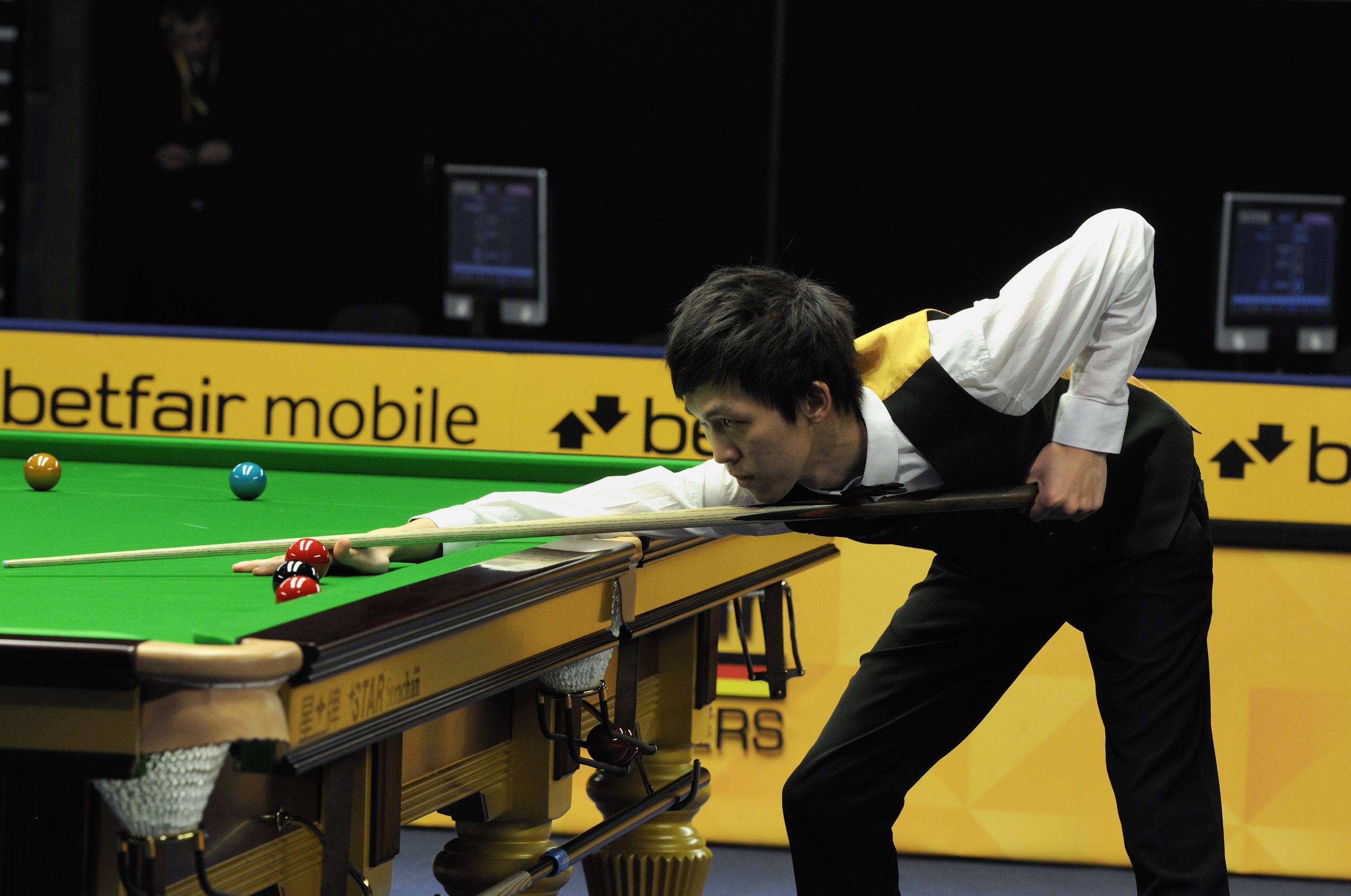 Thepchaiya_Un Nooh_at_Snooker_German_Masters_DerHexer_2013 01 30_23 scaled