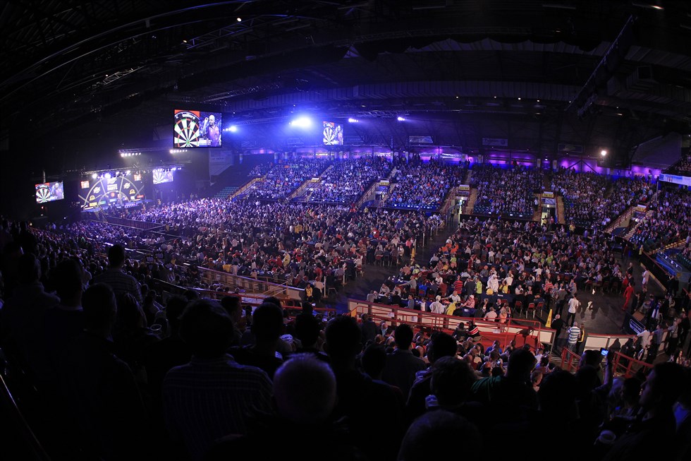 Smith – Anderson (180-as dobás az első legben: NEM) 1,8