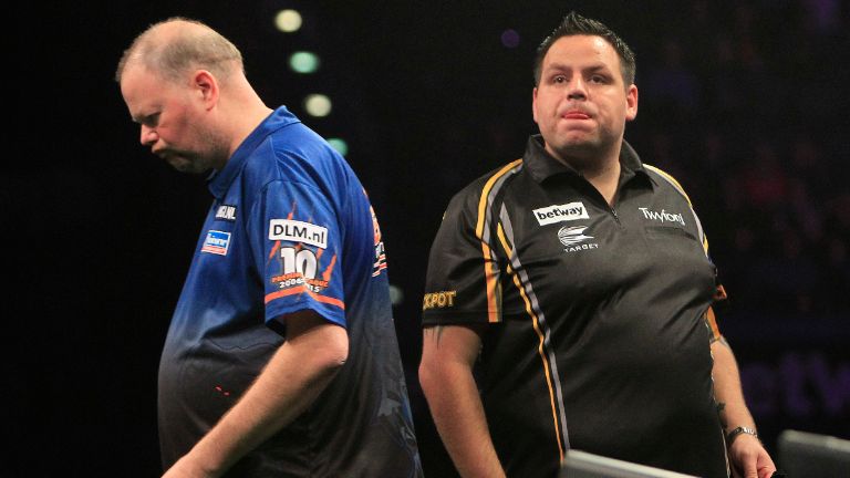 Raymond van Barneveld – Adrian Lewis (Összesített legek száma: 11,5 felett) 2,00