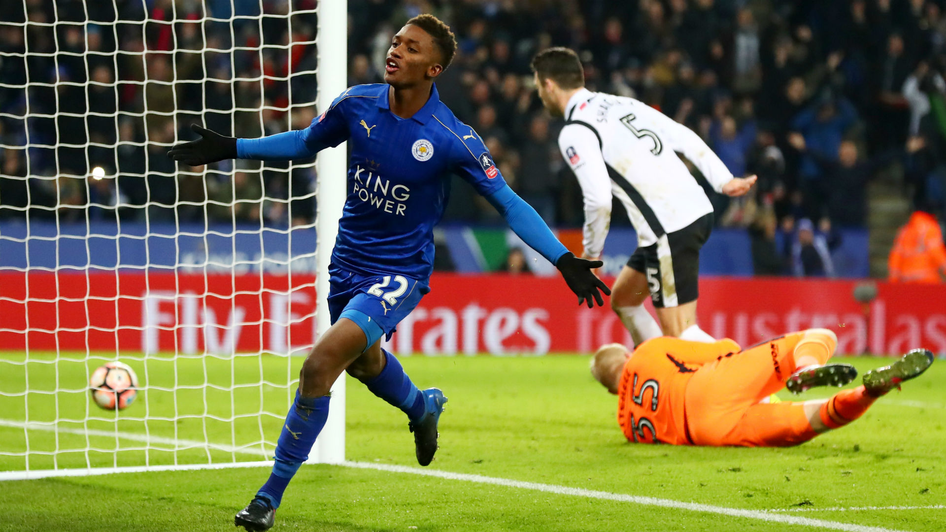 Leicester – Derby (mindkét csapat szerez gólt) 1,95