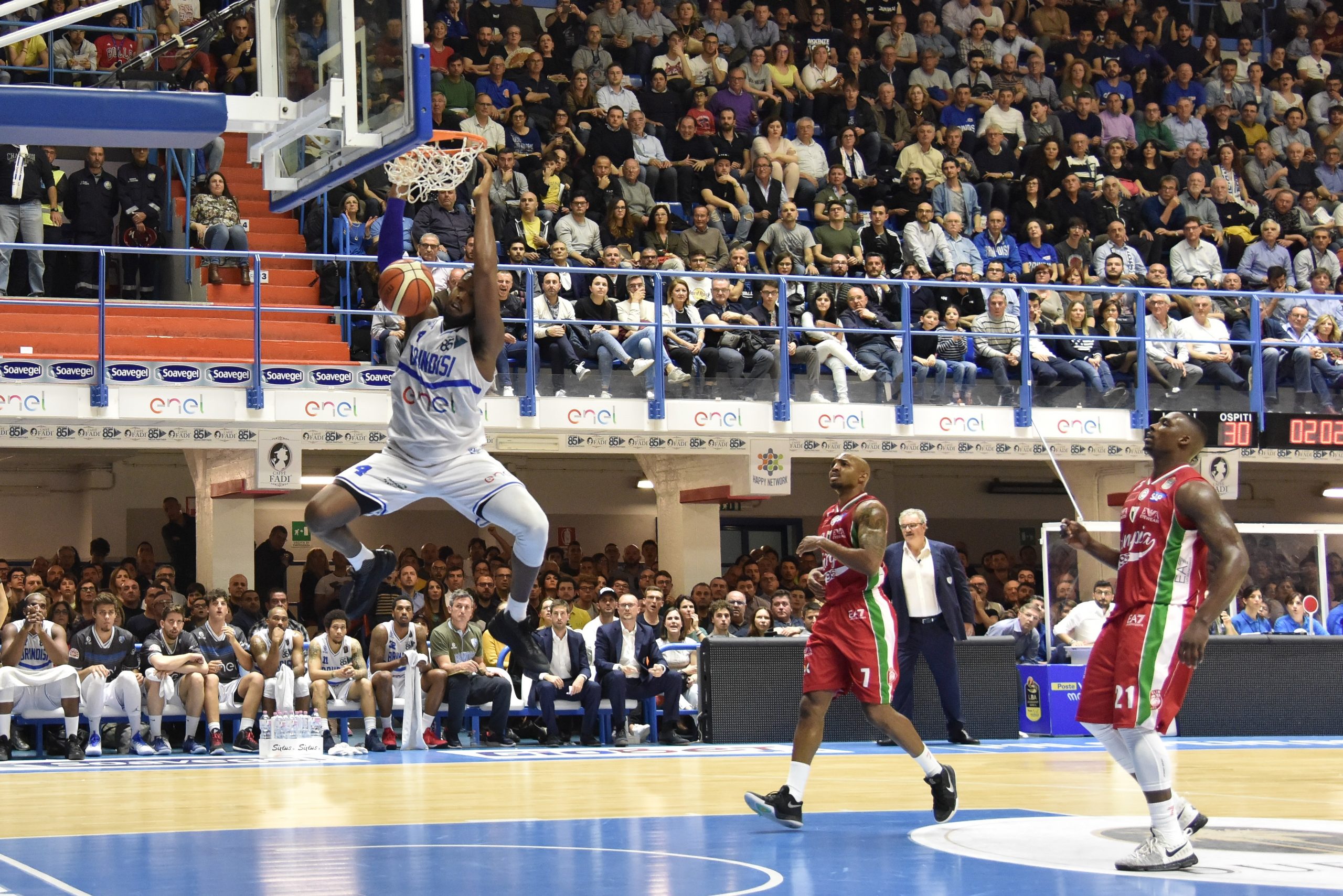 Brindisi – Milano H 2,30