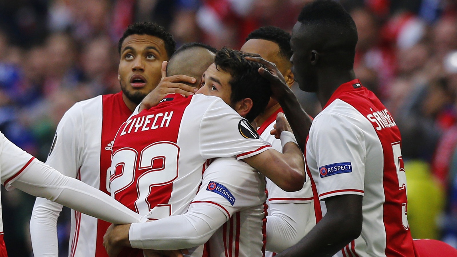Ajax – Lyon (szögletek – 2 esélyes: 10,5 felett) 1,72
