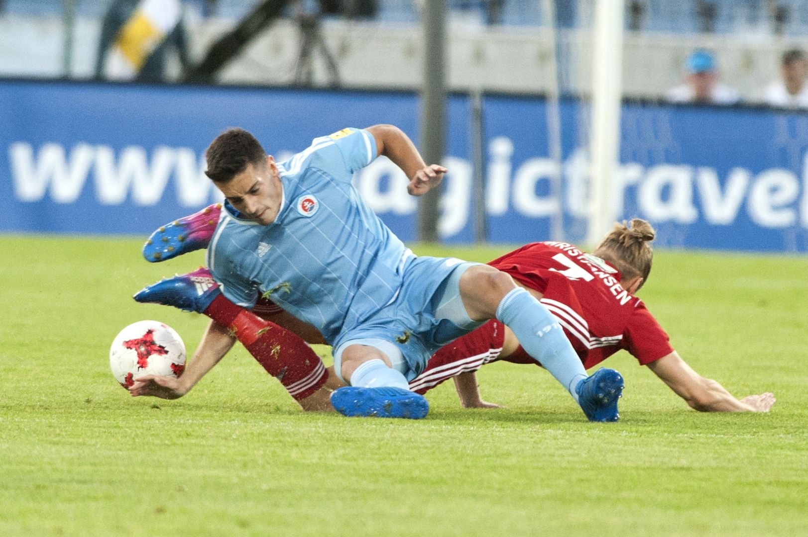 Lyngby – Slovan Bratislava (mindkét csapat szerez gólt) 1,9