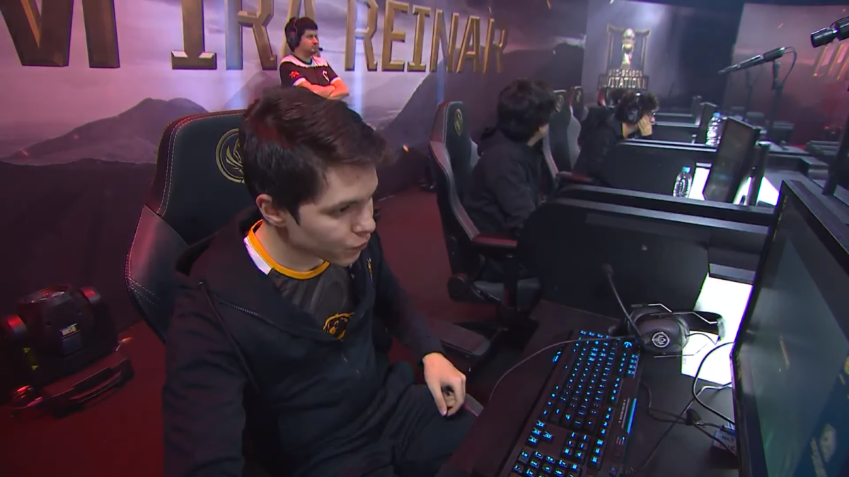 Isurus Gaming – Born to Kill H 1,61