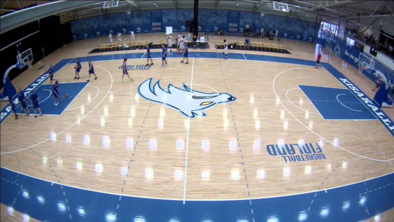 Finnország – Görögország (153,5 pont felett) 1,90