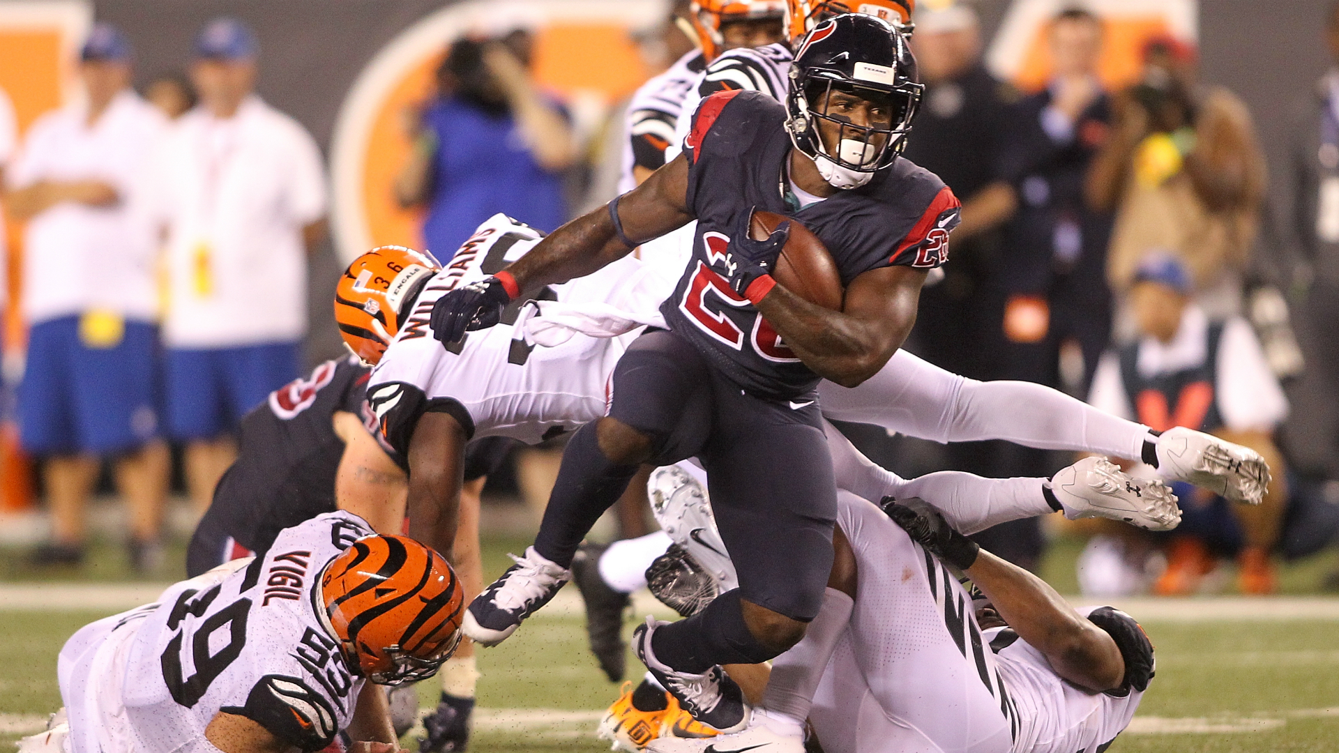 Cincinnati Bengals – Houston Texans (4,5 sack felett) 1,72
