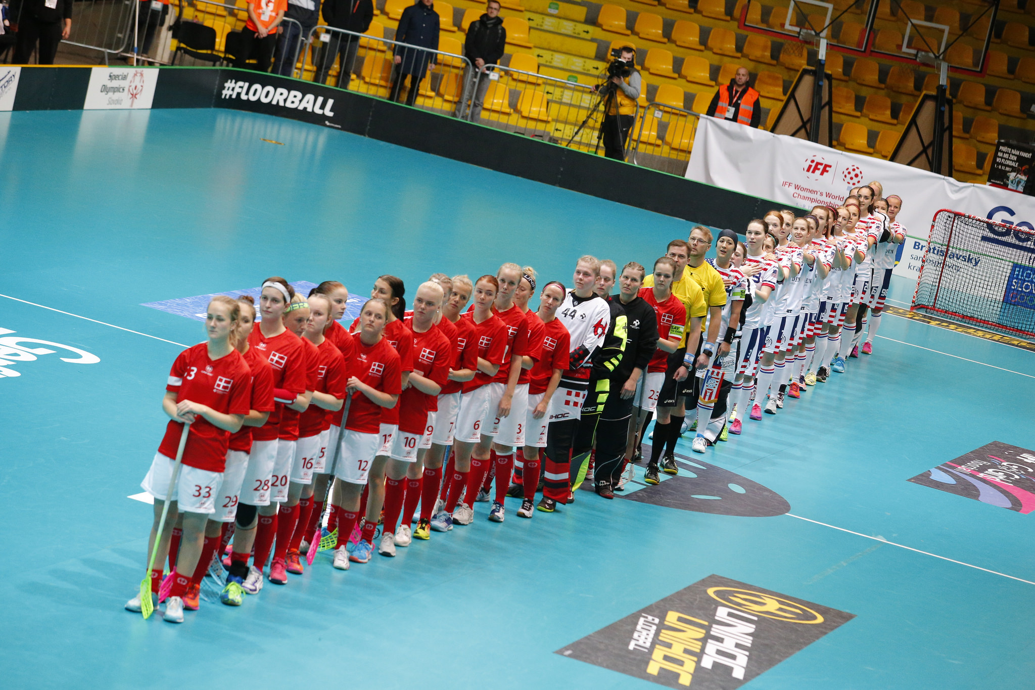 Dánia – USA (AH -3,5) H 2,20