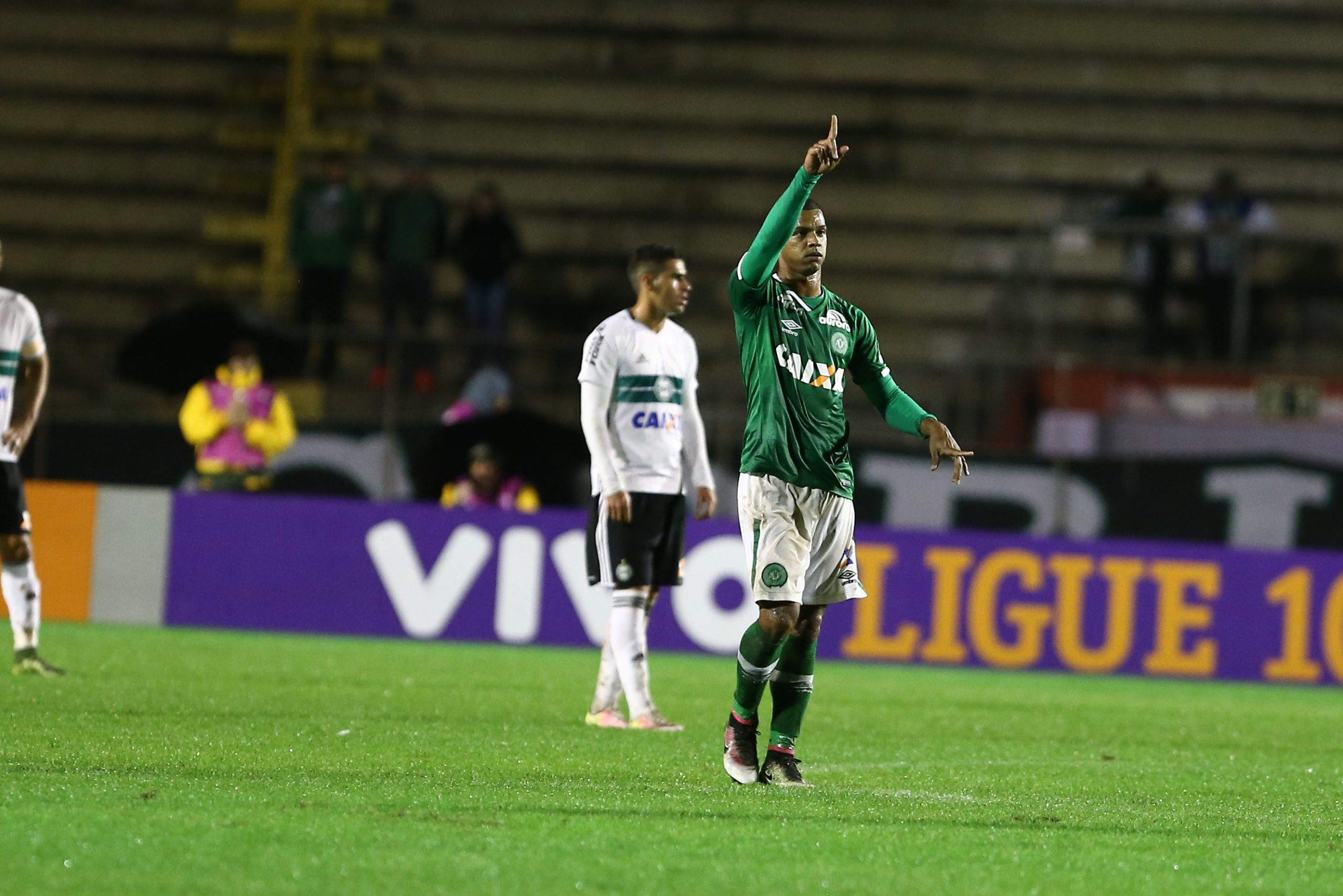 Chapecoense – Coritiba (mindkét csapat szerez gólt) 1,75