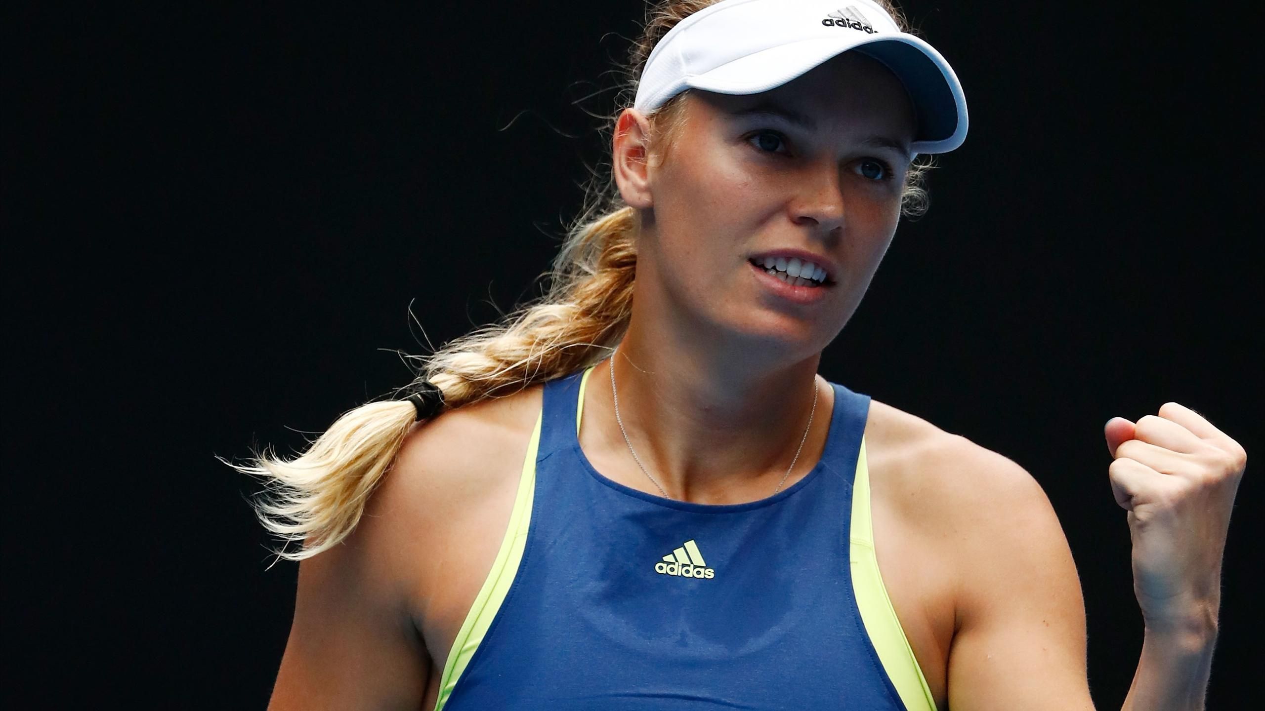Mertens – Wozniacki (21,5 játék felett) 1,9