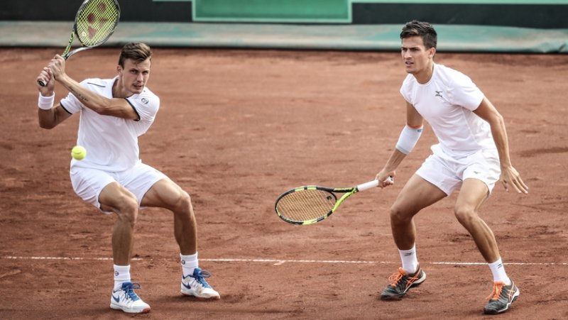 Balázs / Fucsovics – McLachlan / Struff V 1,53