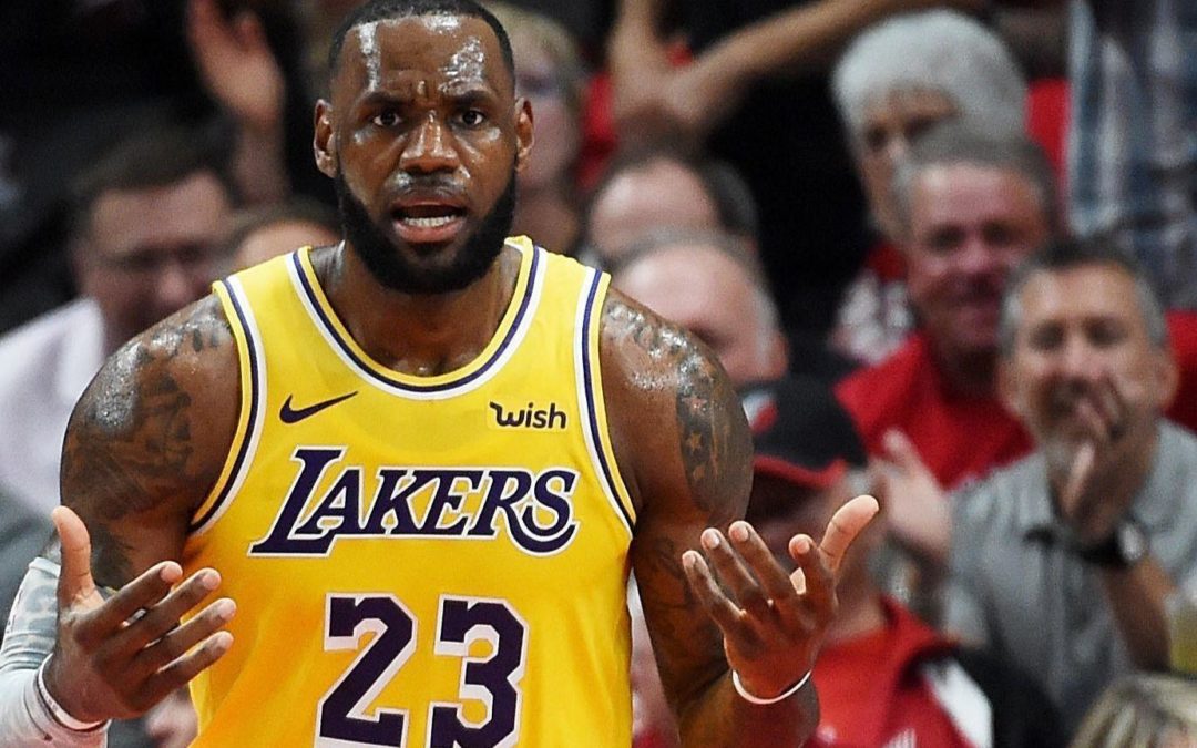 Los Angeles Lakers – San Antonio Spurs (LeBron James dupla-duplát ér el) 1.65
