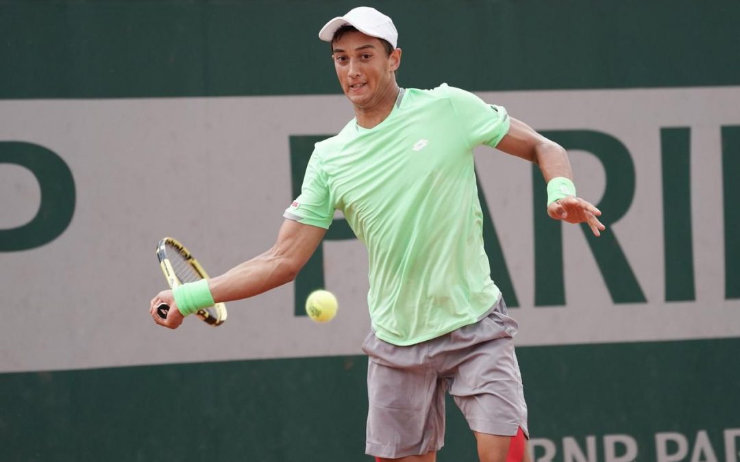 Hoang – Dalla Valle (Hoang egyenes szettekben nyer: nem) 3,00