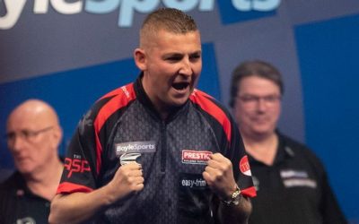 van Gerwen – Aspinall (Aspinall 180-as dobásai: 10,5 felett) 2,10