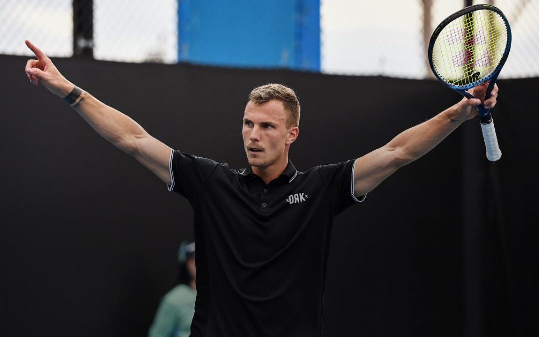 Fucsovics – Federer (bárki egyenes szettekben nyer: nem) 2,10