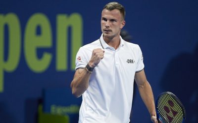 Fucsovics – Sinner (bárki egyenes szettekben nyer: nem) 1,53