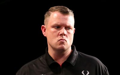 Warburton – Nijman (legtöbb 180-as dobás) V 1,55