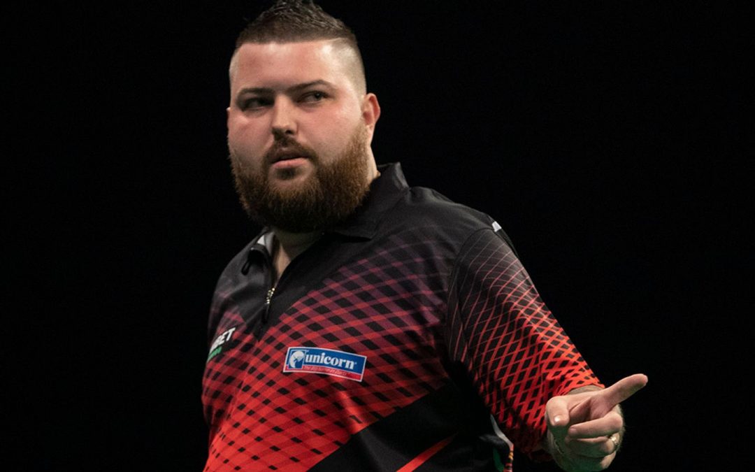 G. Anderson – M. Smith (19,5 db 180-as dobás felett) 2,1