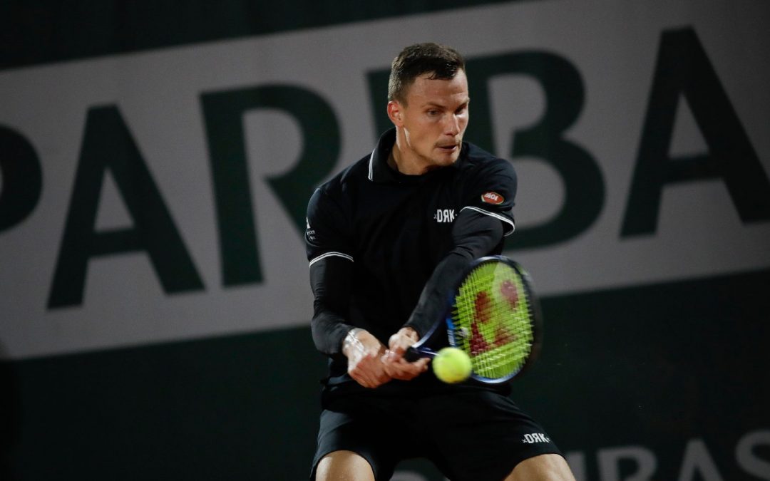 Medvedev – Fucsovics (bármely játékos egyenes szettekben nyer: nem) 1,83