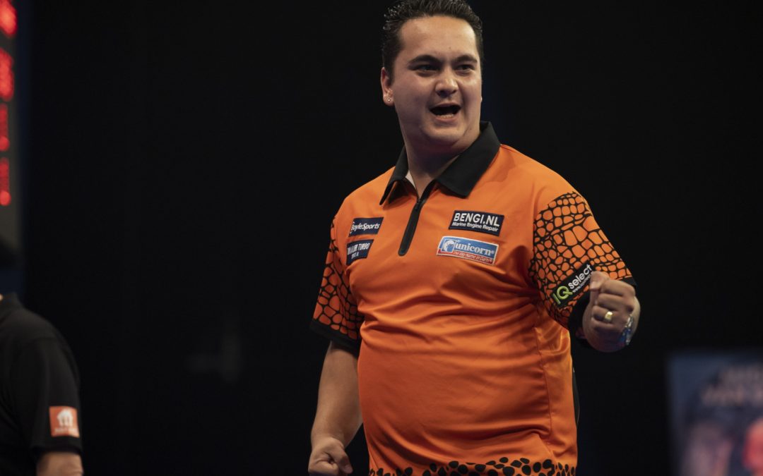 de Zwaan – Searle (180-as dobások: 9,5 felett) 2,00