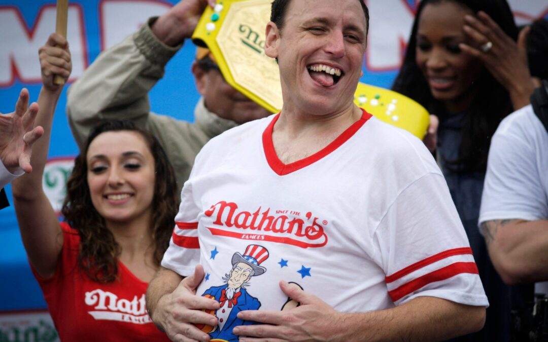 Chestnut megevett hot dogjai (73.5 felett) 1,71