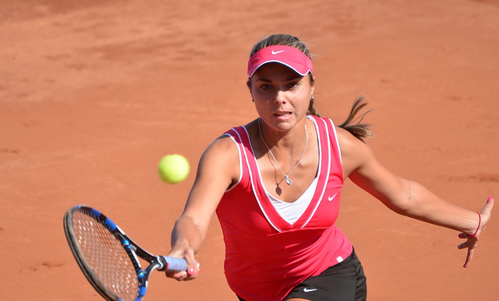 Tomova – Dart (Dart egyenes szettekben nyer: nem) 1,80