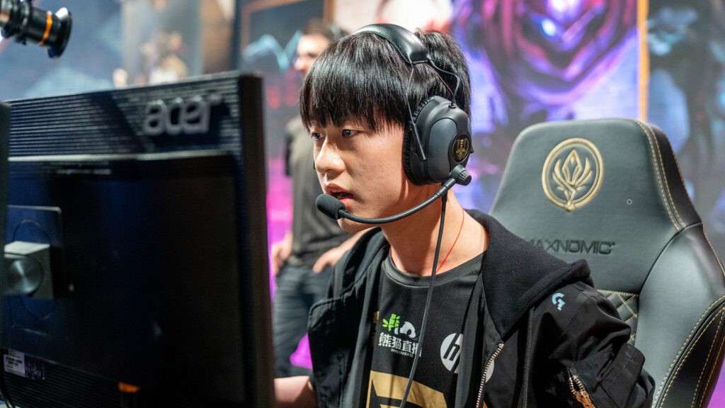 leagueoflegends worlds2021 lpl royalnevergiveup ming