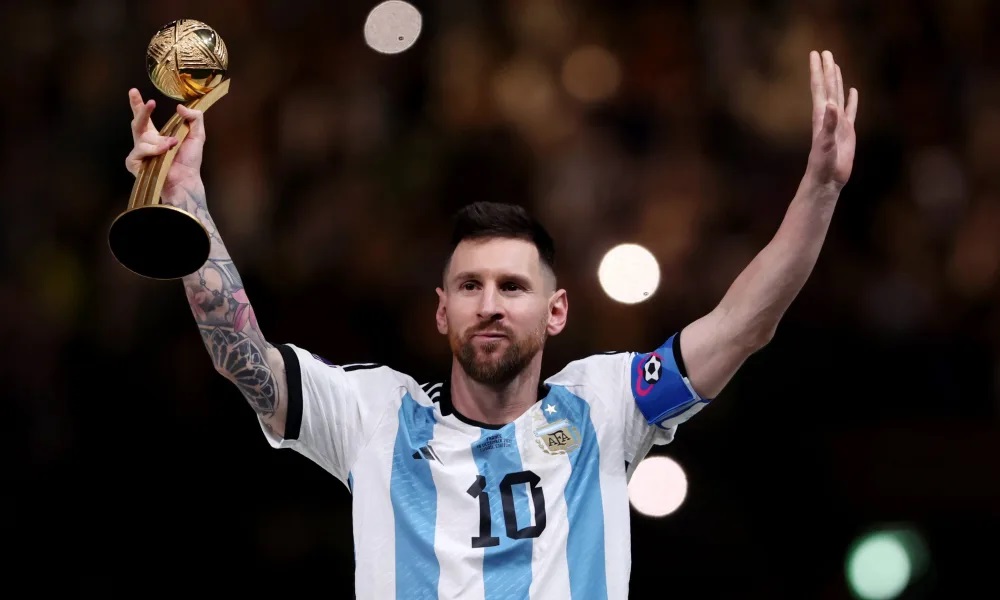 VB 2022 (VB Aranylabda győztese: L. Messi) 2.30