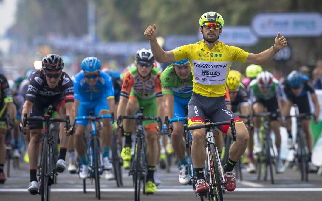 S. Bennett – J. Mareczko (szakaszpárosítás) V 2.25